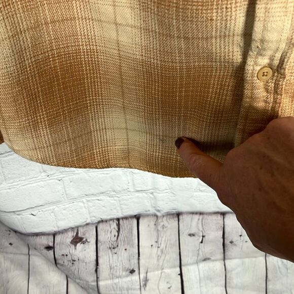 North Face Flannel size Large
Good used condition - Picture 6 of 8